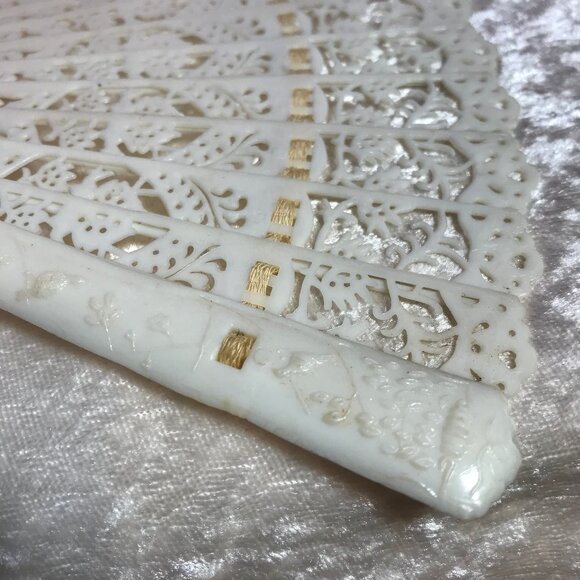 Vintage Intricate Fan Made in Hong Kong * Trees Birds Nature Scene Retro Tassel - Picture 5 of 10